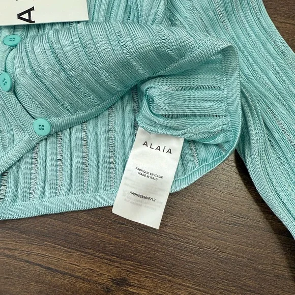 Alaia Rib-Knit Rounded Crop Cardigan - Picture 14 of 14